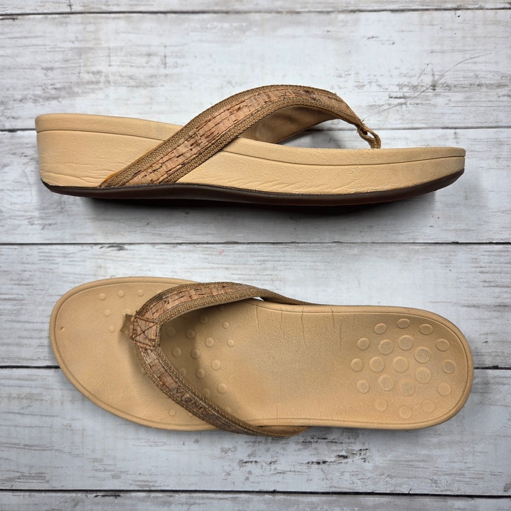 Vionic High Tide Platform Wedge Sandals Women 10 Tan Orthotic Thong Flip Flop